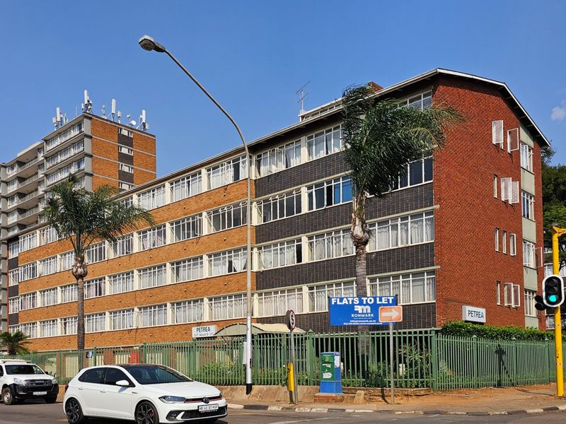 MEDIUM SIZED A-GRADE BUILDING IN GEZINA WALKING DISTANCE TO UP PRINSHOF  - Photo 2