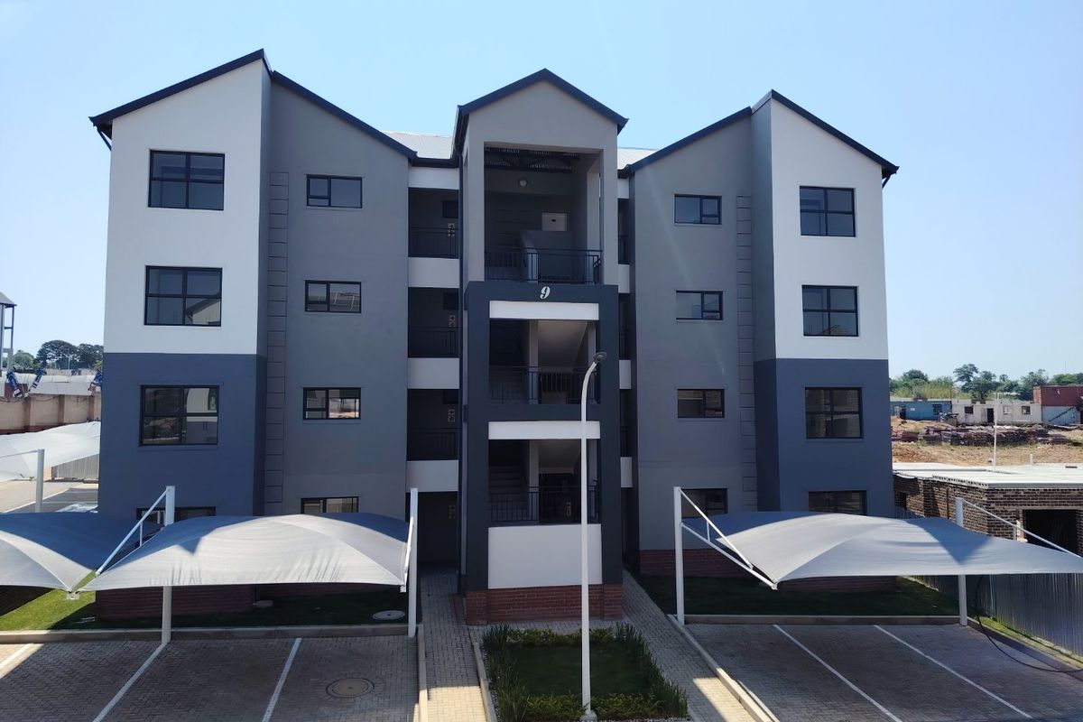 DISTINCTIVE 1 BEDROOM 1 BATH MODERN LUXURY APARTMENT OR SALE - Photo 4