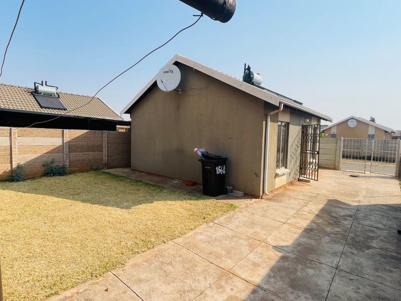 2BEDROOM 1BATHROOM HOUSE FOR SALE AT SKY CITY  - Photo 5