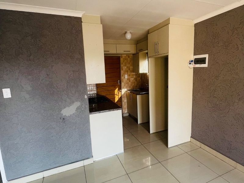 2BEDROOM 1BATHROOM HOUSE FOR SALE AT SKY CITY  - Photo 7