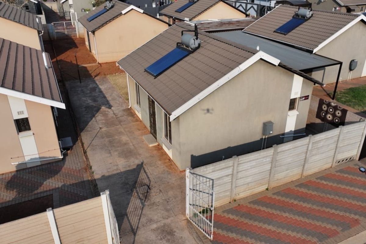 2BEDROOM 1BATHROOM HOUSE FOR SALE AT SKY CITY  - Photo 2