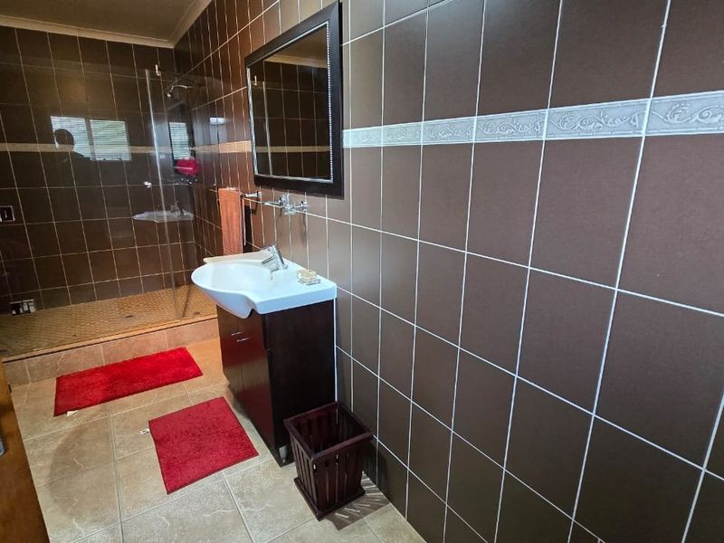 3 Bed House in Louis Trichardt for Sale - Photo 8
