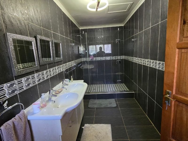 3 Bed House in Louis Trichardt for Sale - Photo 7