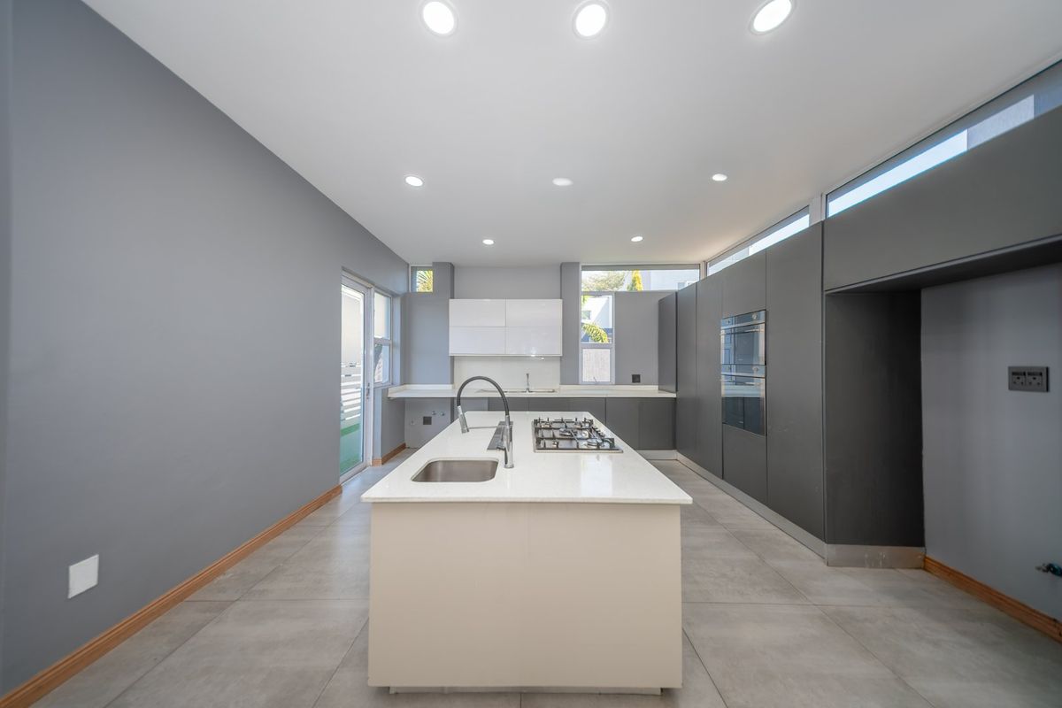 Ultra Modern Home in Sought after Thornvalley Estate - Photo 4