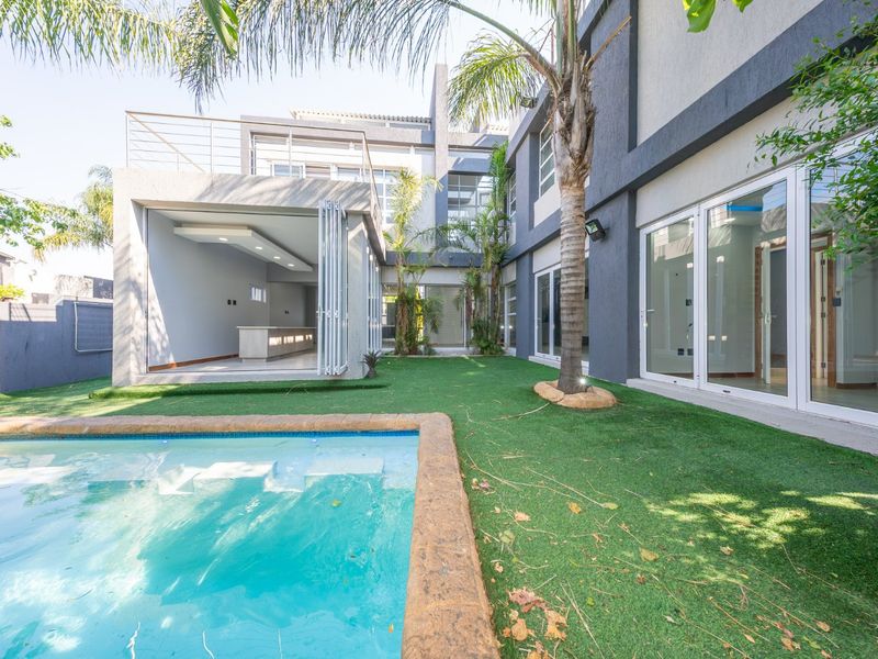 Ultra Modern Home in Sought after Thornvalley Estate - Photo 10