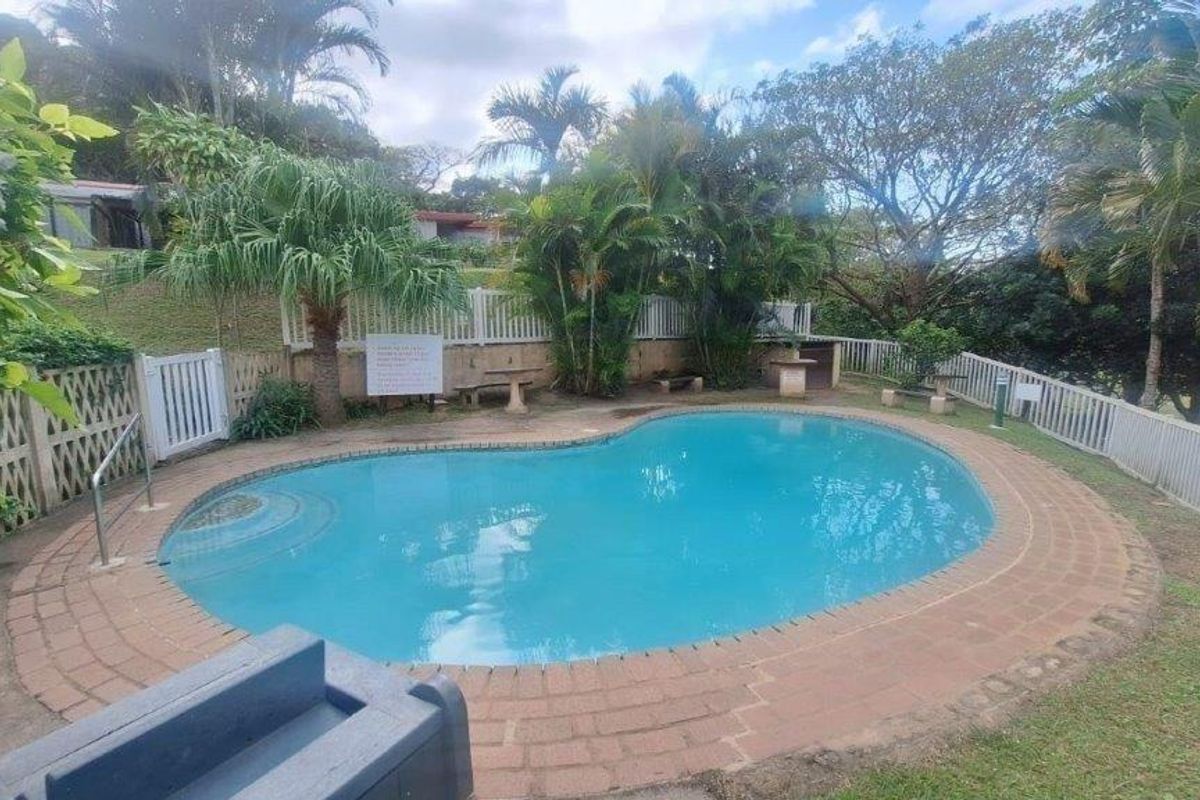 Neat  2-Bedroom Townhouse – Just Move In! - Photo 2