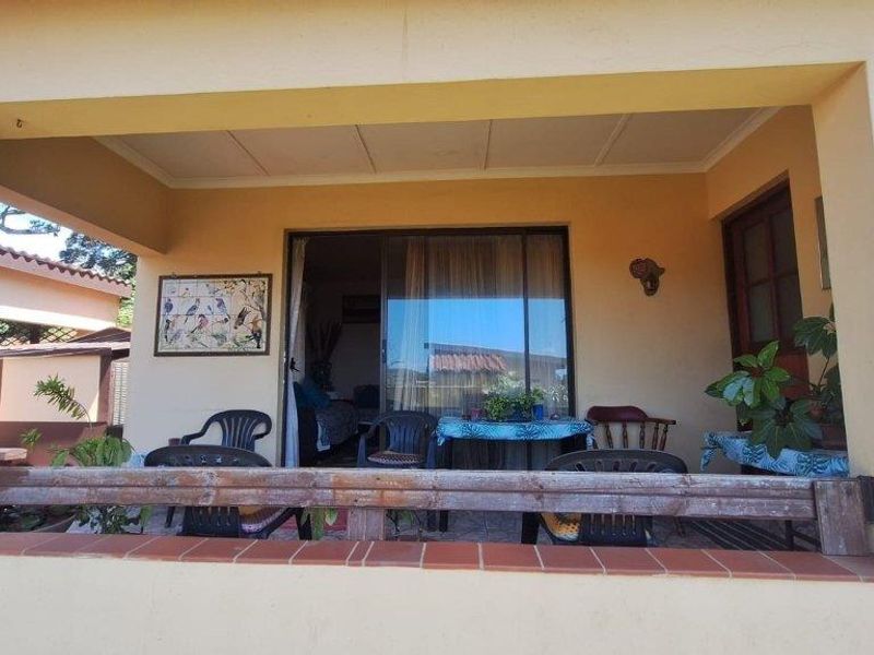 Neat  2-Bedroom Townhouse – Just Move In! - Photo 10