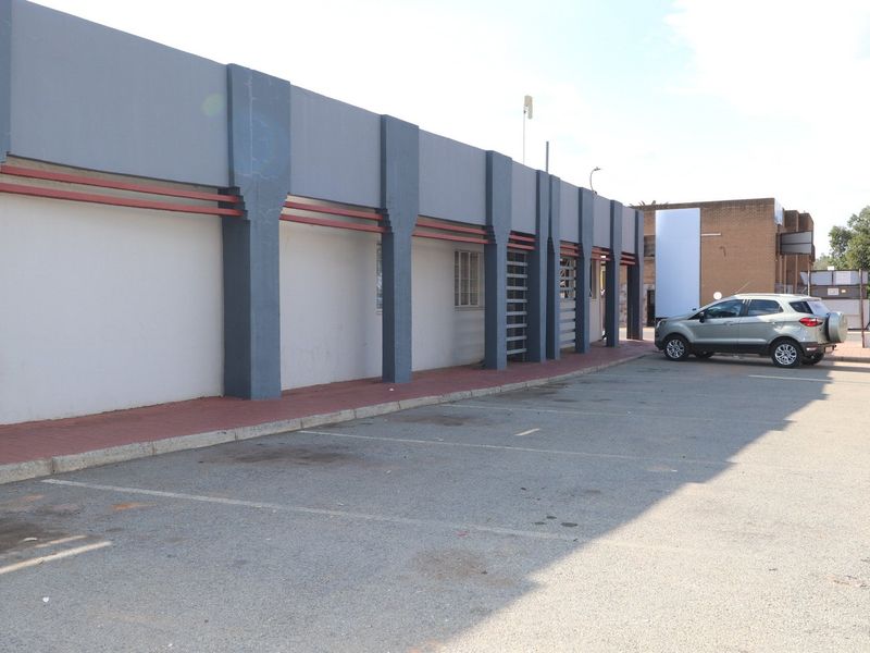 VERSATILE COMMERCIAL PROPERTY WITH ENDLESS OPPORTUNITIES! - Photo 3