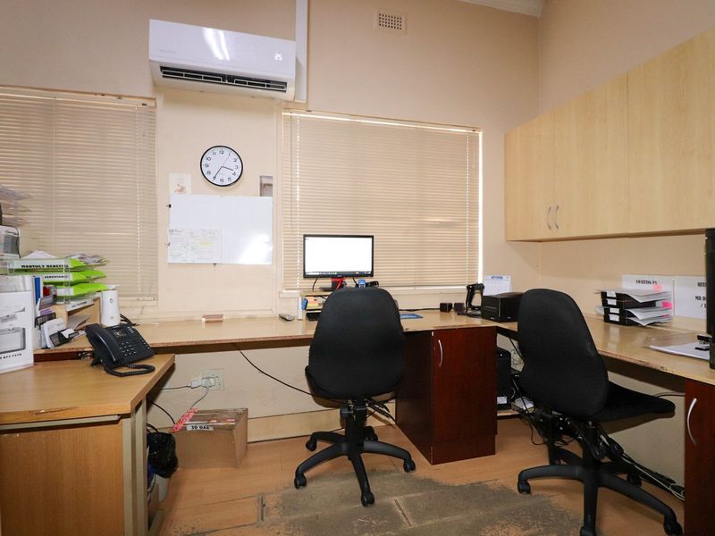 VERSATILE COMMERCIAL PROPERTY WITH ENDLESS OPPORTUNITIES! - Photo 10