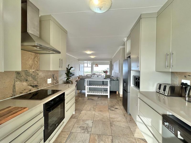 Dream Coastal retreat - Photo 8