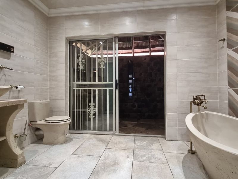 LUXURY LIVING AT ITS FINEST! Stunning 4 Bedroom Family Home in Duncanville with Endless Amenities. - Photo 6