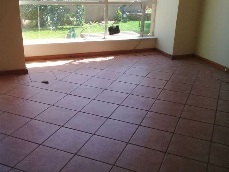 Spacious 2-Bedroom Home with Garage and More - Photo 2