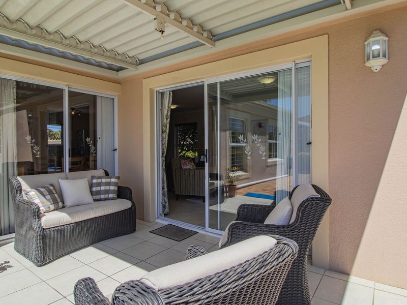 North-Facing Family Gem on a Corner Plot – Solid Sunningdale Home with Dual Access - Photo 10