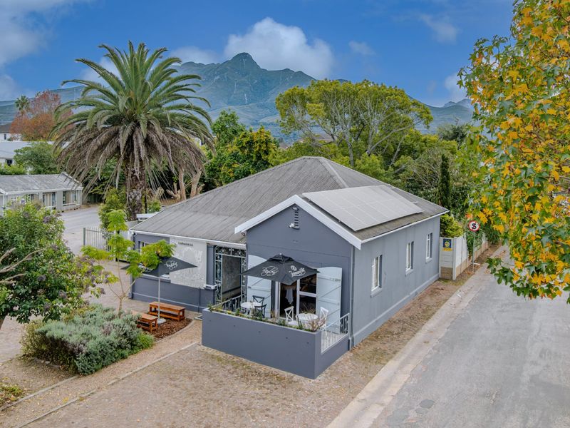 Exceptional business opportunity: Own an iconic Café in George - Photo 4