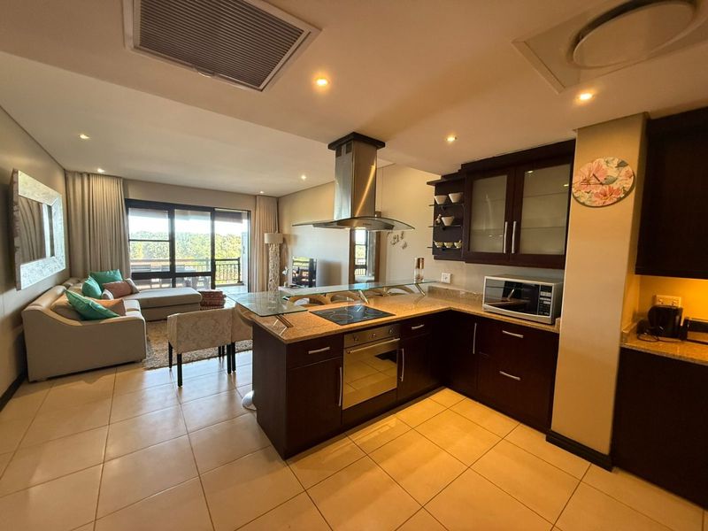 Furnished 3 bedroom townhouse with Lakeside views - Photo 8