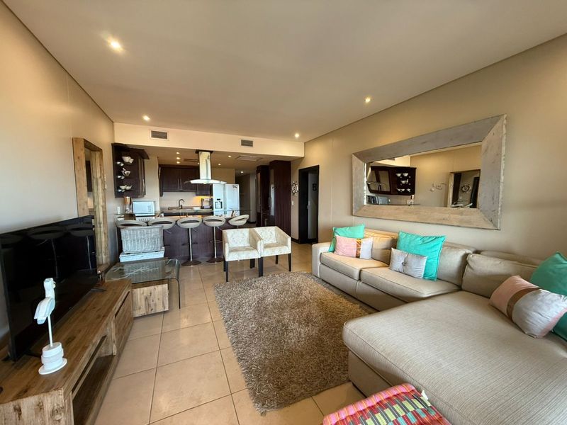 Furnished 3 bedroom townhouse with Lakeside views - Photo 7