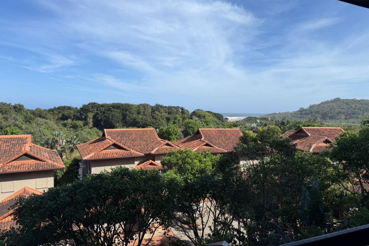Furnished 3 bedroom townhouse with Lakeside views - Photo 3