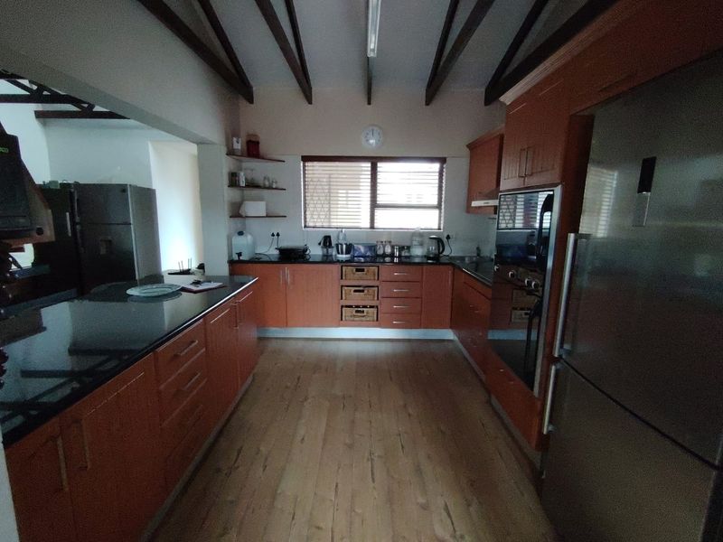 Find Your Perfect Coastal Escape  - Photo 6