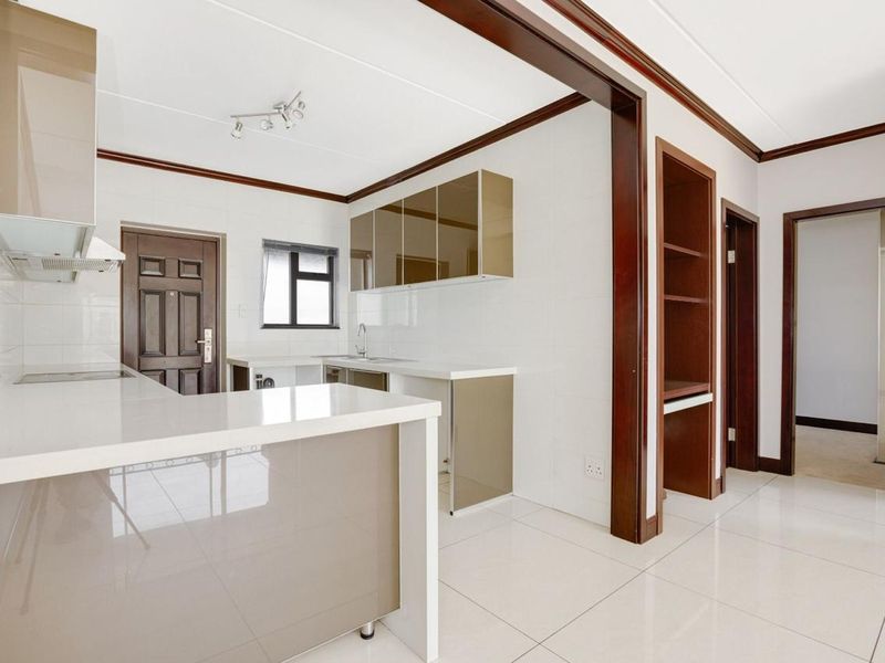 Modern 2 bedroom apartment in Craigavon. - Photo 4