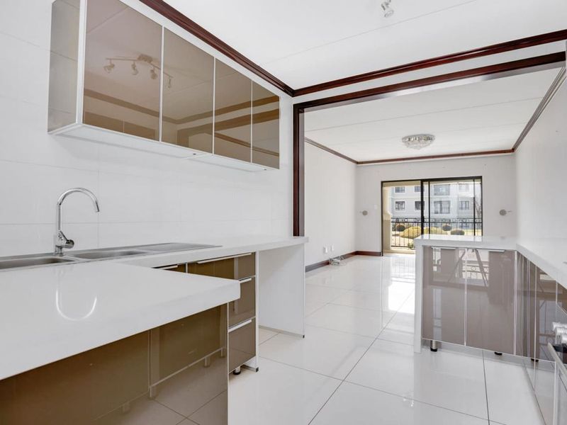 Modern 2 bedroom apartment in Craigavon. - Photo 2