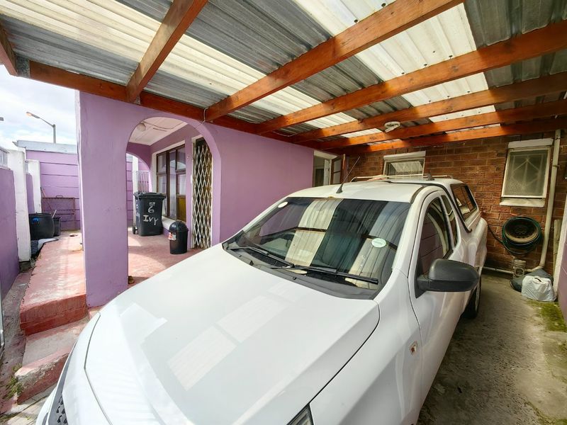 3 Bedroom Entertainers Dream in Prime Location! - Photo 7