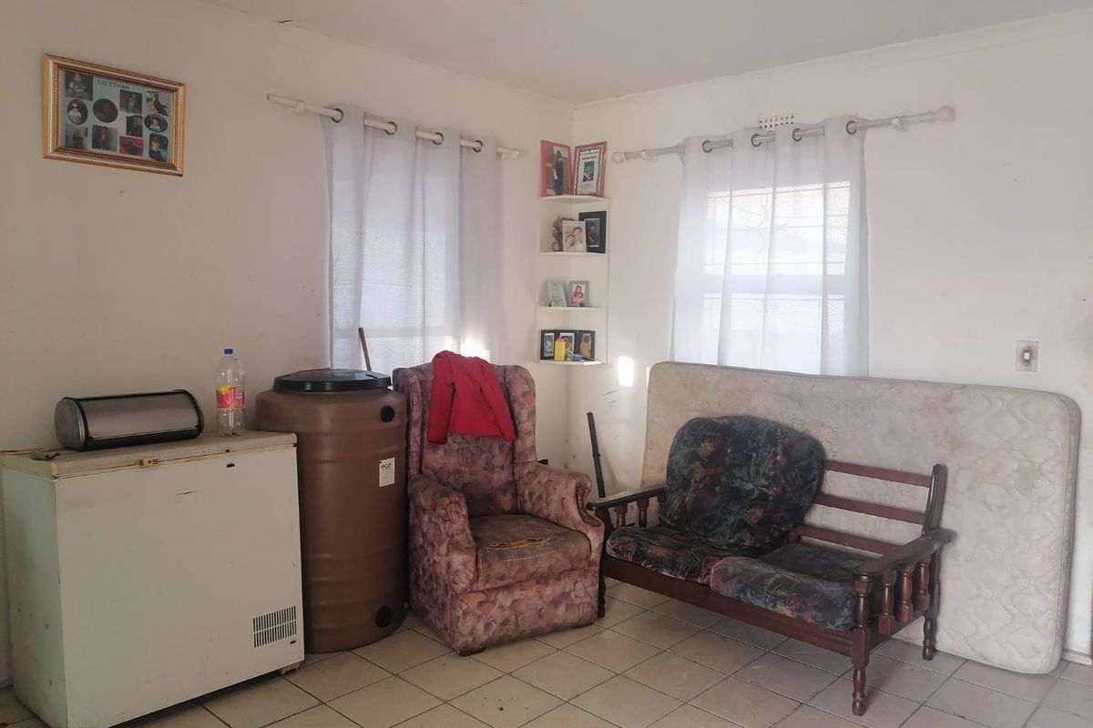 2 BEDROOM HOUSE FOR SALE IN DENEMERE - Photo 2