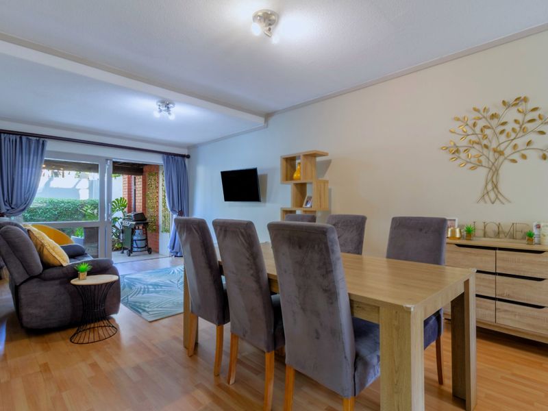 Beautifully Maintained and Super Spacious GROUND FLOOR Unit in an Upmarket Lifestyle Estate in Lonehill - Photo 3