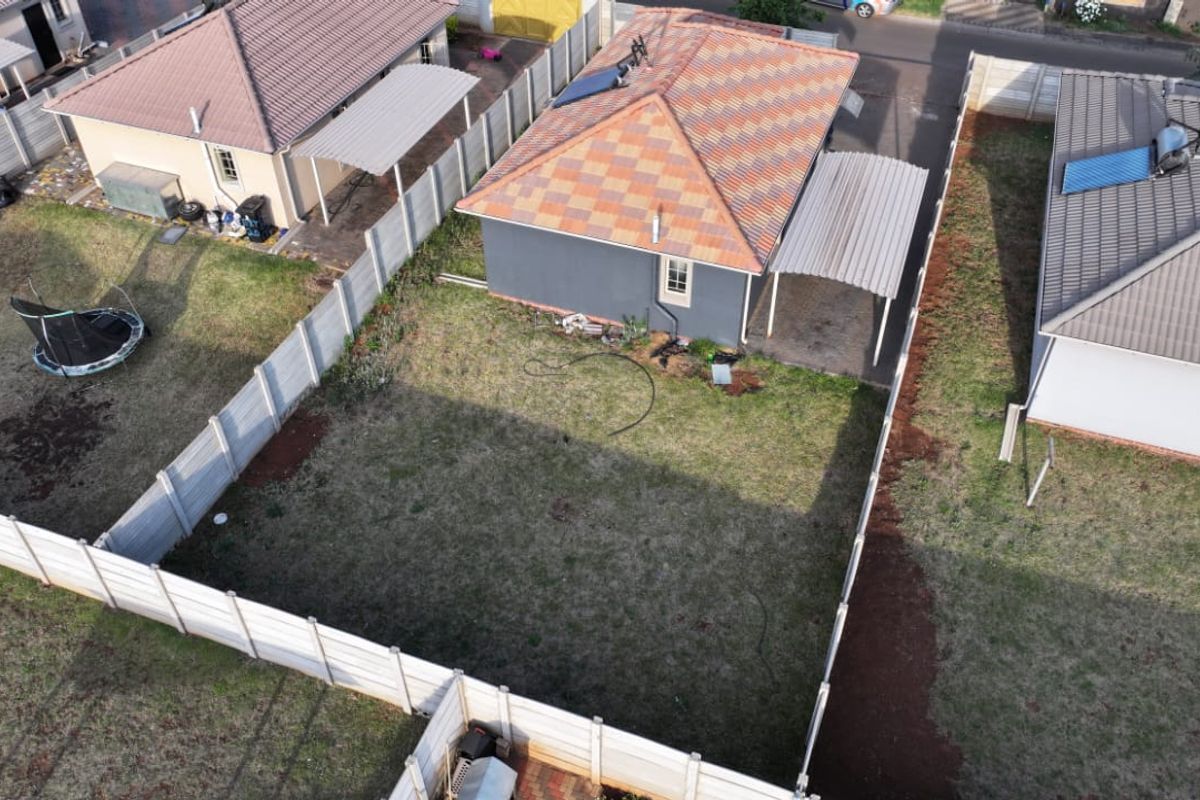 Specious 3-bedroom house for sale in Sky City - Photo 4