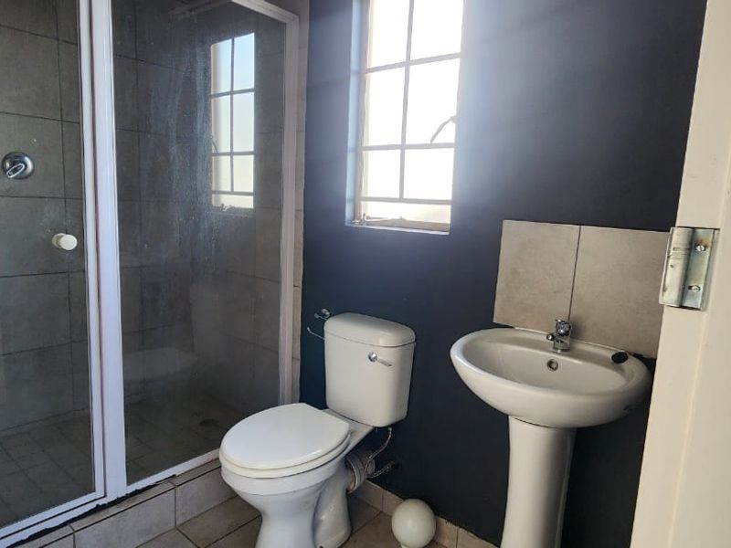 Specious 3-bedroom house for sale in Sky City - Photo 7