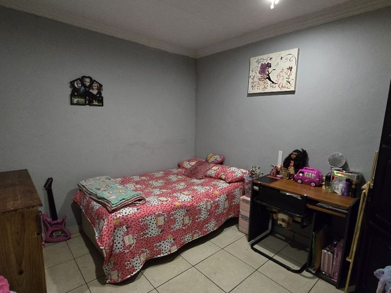 This is the property that you are looking for! Accommodating a big family with two homes! - Photo 8