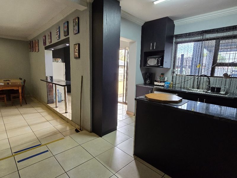 This is the property that you are looking for! Accommodating a big family with two homes! - Photo 6