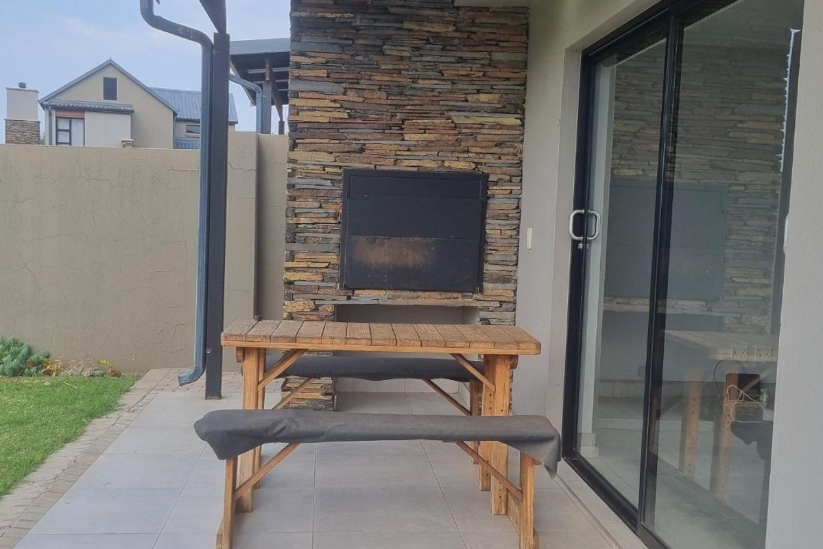 RENTAL DOUBLE STOREY HOUSE – IMMEDIATLEY AVAILABLE - Photo 5