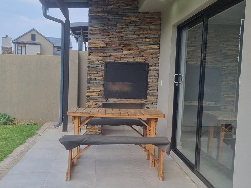 RENTAL DOUBLE STOREY HOUSE – IMMEDIATLEY AVAILABLE - Photo 5