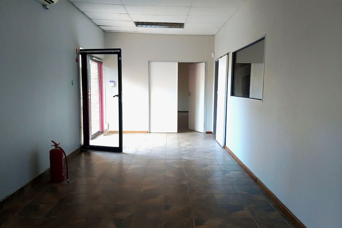 Commercial Property for Sale - Photo 5