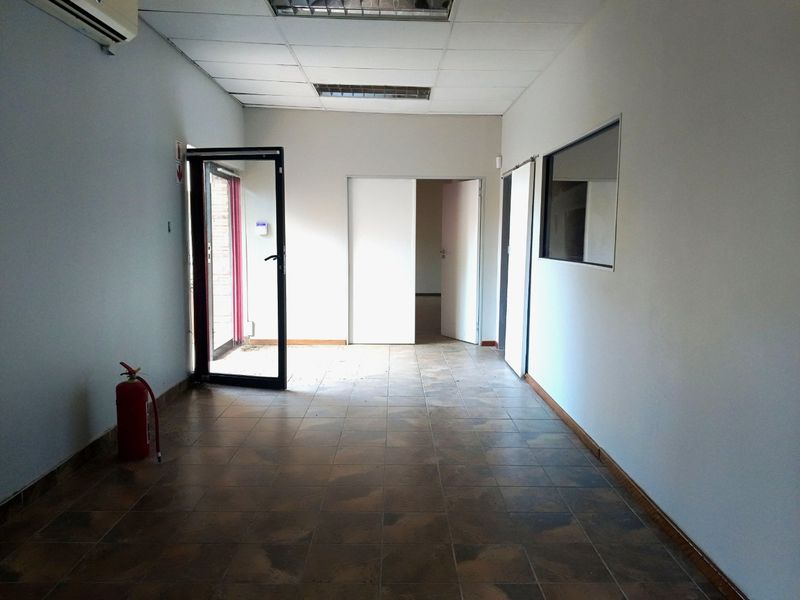 Commercial Property for Sale - Photo 5