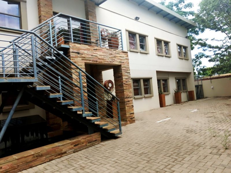 Commercial Property for Sale - Photo 1