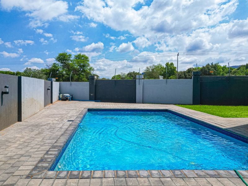 Modern Luxury Living in Gateway Manor – Hartbeespoort - Photo 9