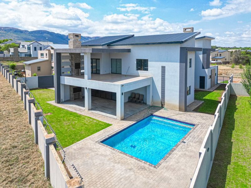 Modern Luxury Living in Gateway Manor – Hartbeespoort - Photo 8