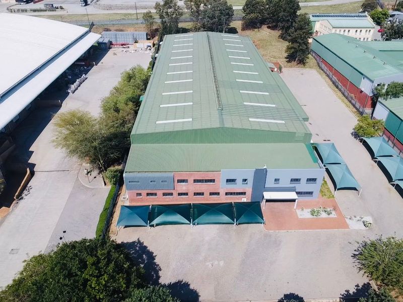 3,600m2 Modern Warehouse | For Sale or To Let | Linbro Business Park, Sandton - Photo 6