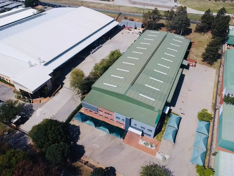 3,600m2 Modern Warehouse | For Sale or To Let | Linbro Business Park, Sandton - Photo 3