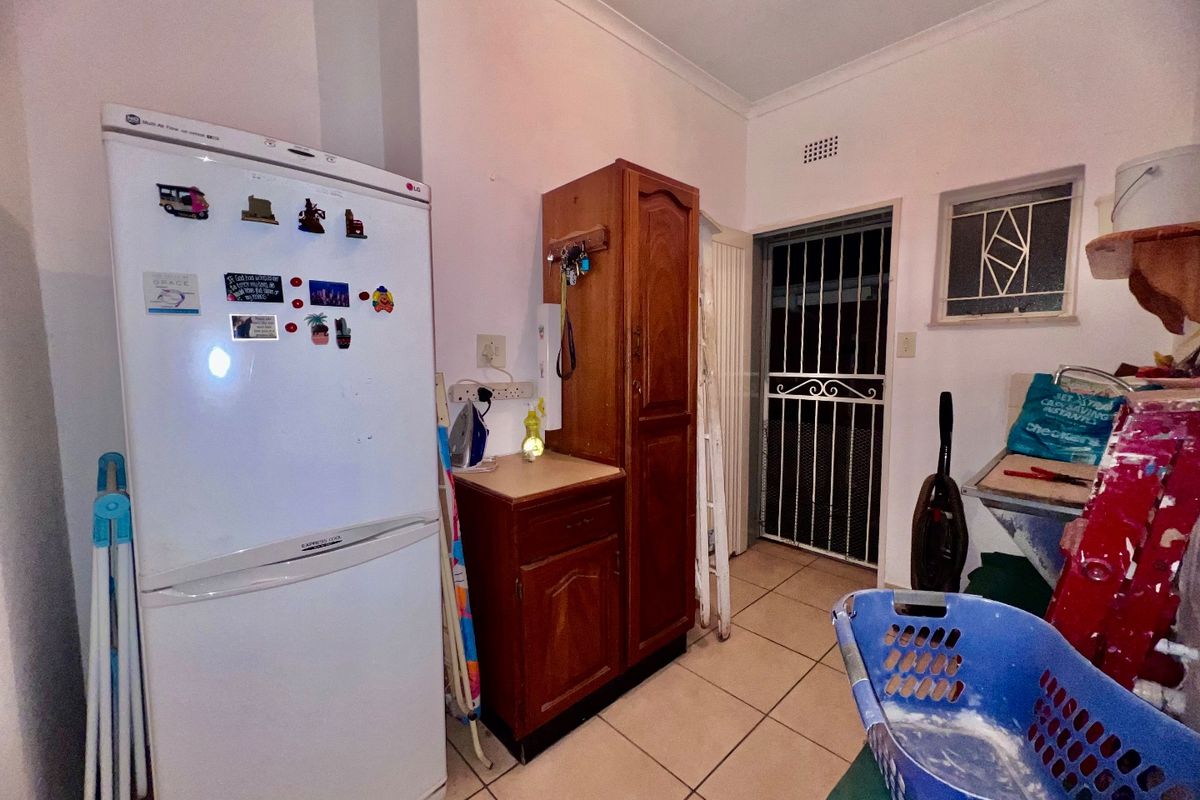 Versatile 3-Bedroom Home for Sale in Elandspark - Photo 5