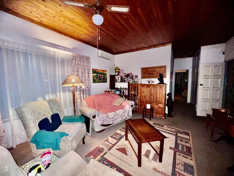 Versatile 3-Bedroom Home for Sale in Elandspark - Photo 7