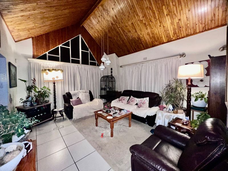 Versatile 3-Bedroom Home for Sale in Elandspark - Photo 3