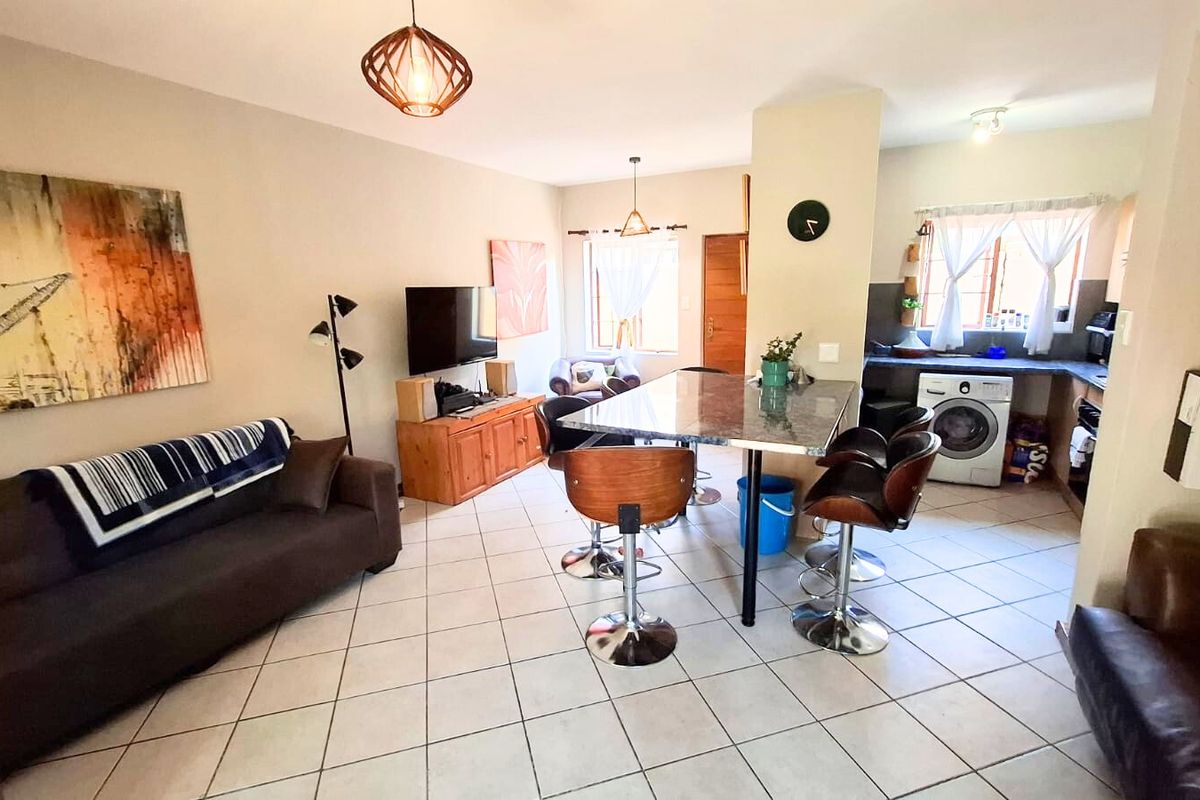 For Sale | Carlswald Crest – Modern 2 Bedroom 1 Bathroom Townhouse - Photo 2