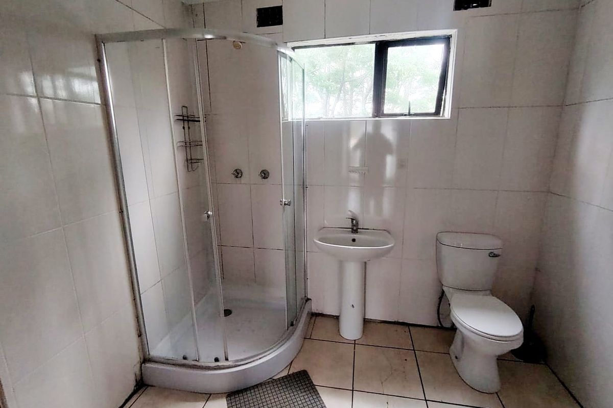 3 Bedroom House for Sale in Haven Hills - Photo 3