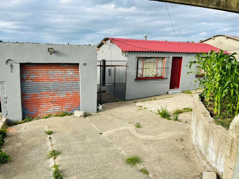 2 Bedroom House for Sale in Mdantsane NU 14 - Photo 5