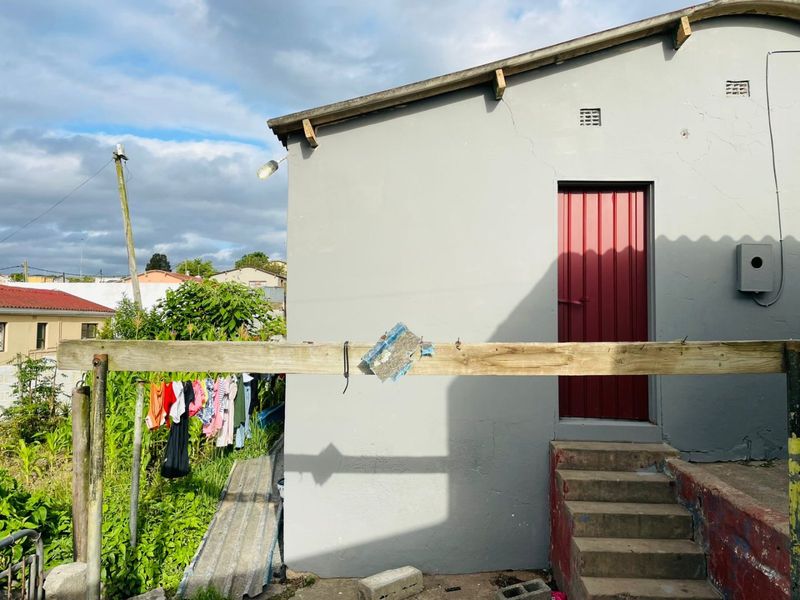 2 Bedroom House for Sale in Mdantsane NU 14 - Photo 8