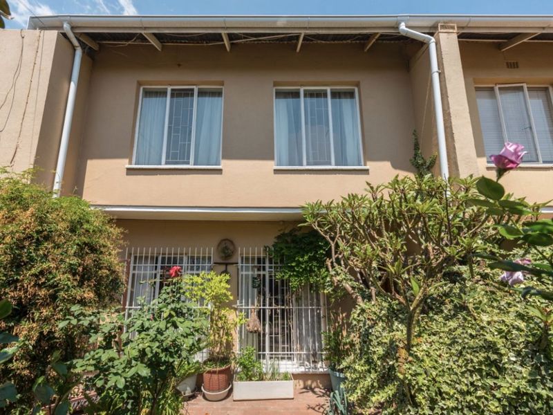 2 Bed Duplex For Sale – Secure, Pet-Friendly Home with Outdoor Space - Photo 10