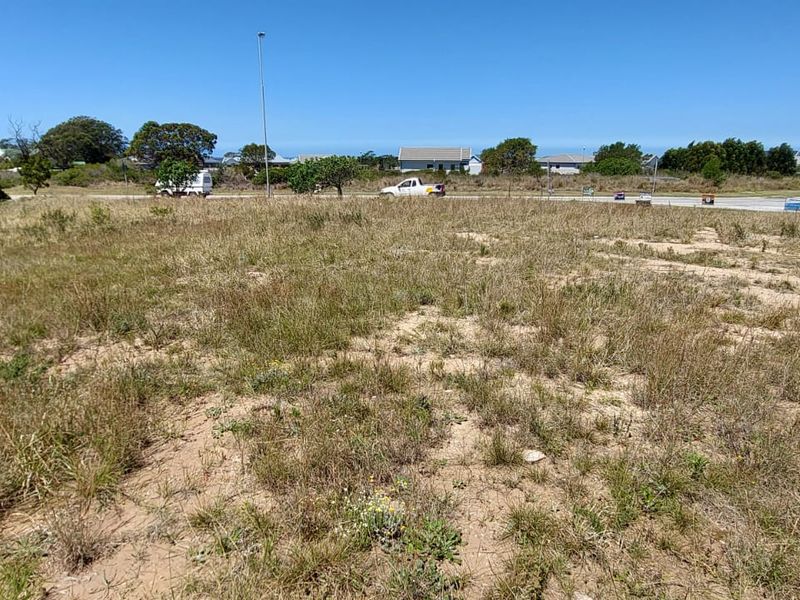 Prime Vacant Land for Sale in Fountains Estate  - Photo 2