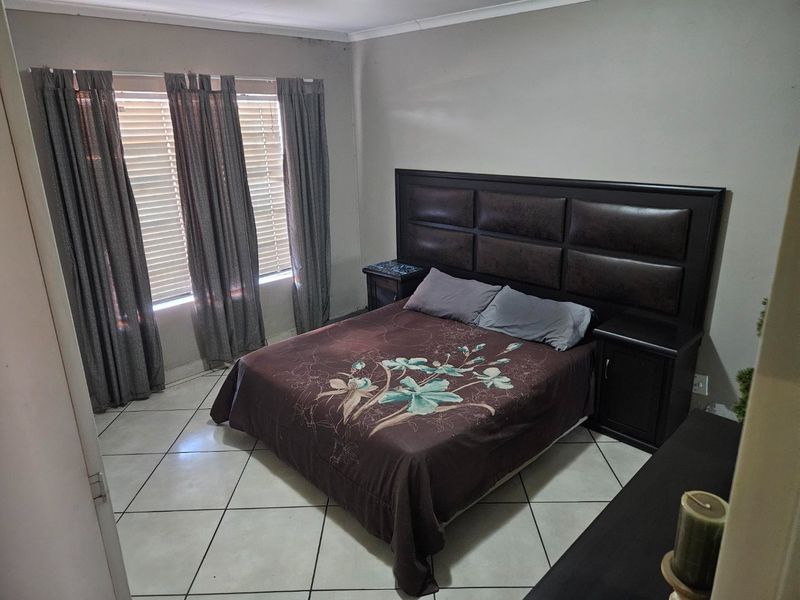 Secure, Central, Comfortable Complex Living - Photo 5